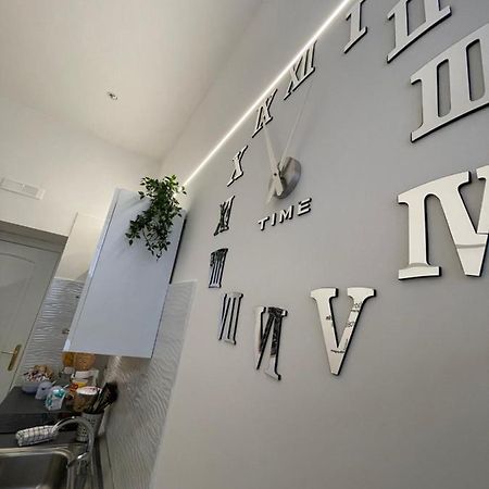 Home Sweet Home Inizio Di Spacca Napoli Eksteriør billede