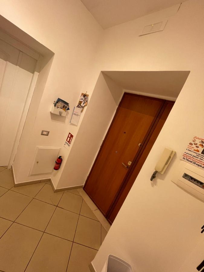 Home Sweet Home Inizio Di Spacca Napoli Eksteriør billede
