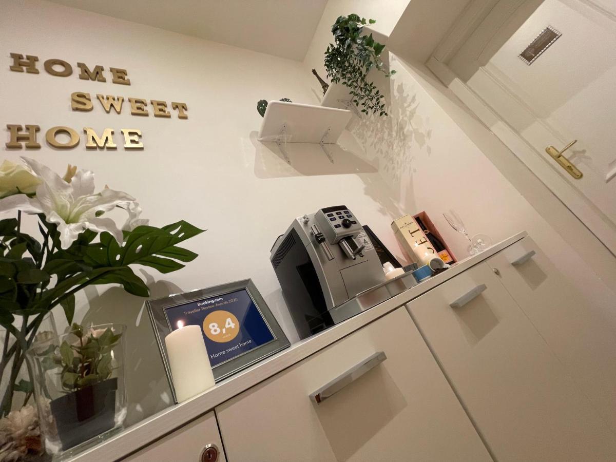 Home Sweet Home Inizio Di Spacca Napoli Eksteriør billede